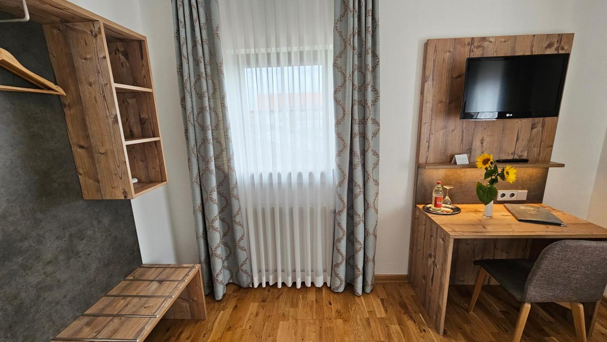 Hotel Gasthof Roessle سيندن المظهر الخارجي الصورة