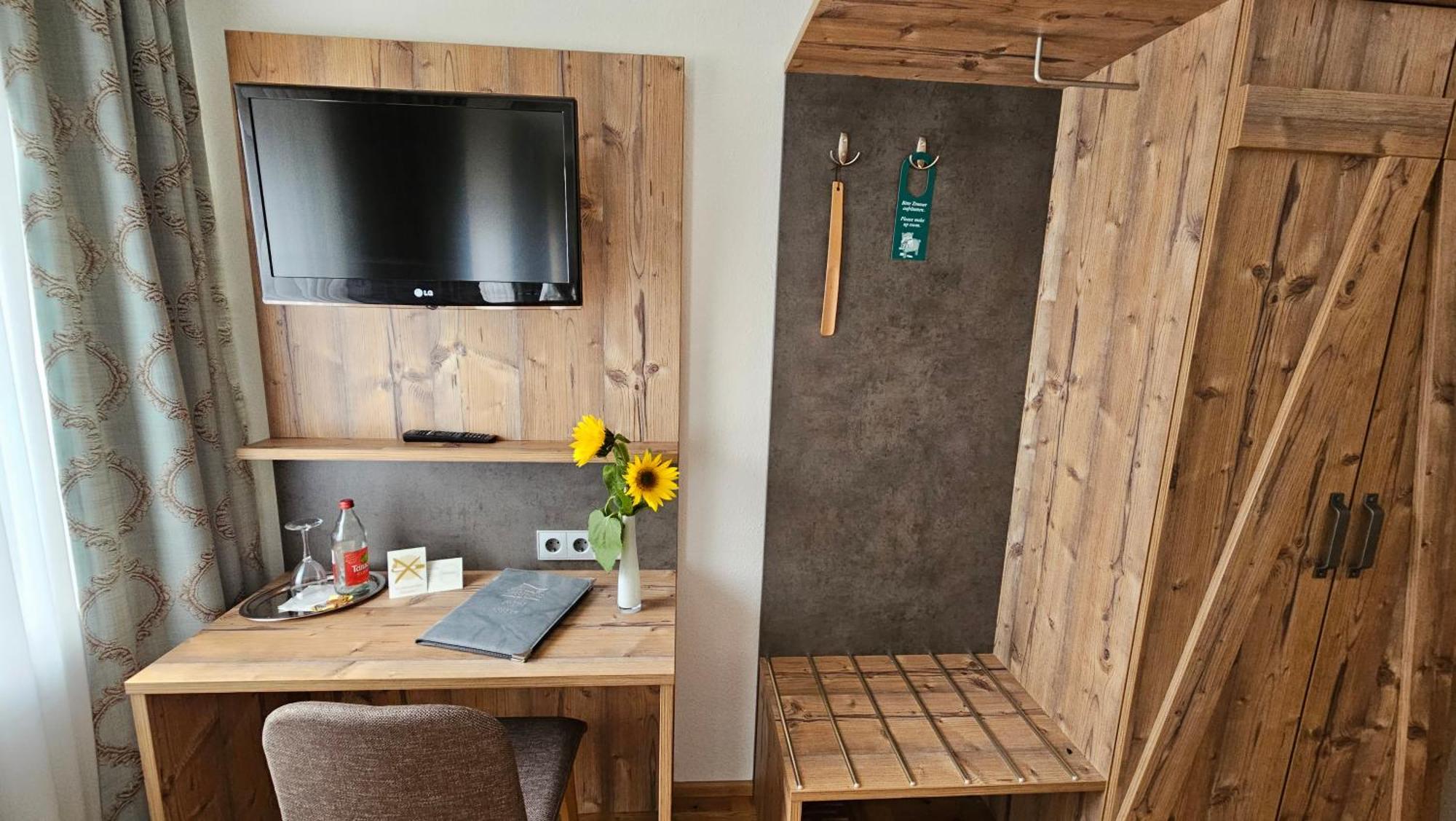 Hotel Gasthof Roessle سيندن المظهر الخارجي الصورة